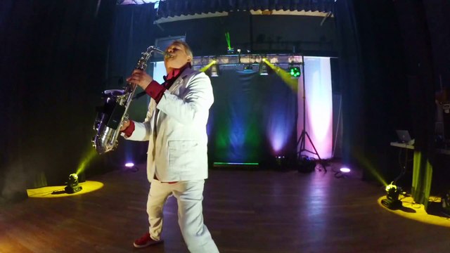 Eric Dulle - Breathless - The Corrs, saxophone, live, rock, celtic