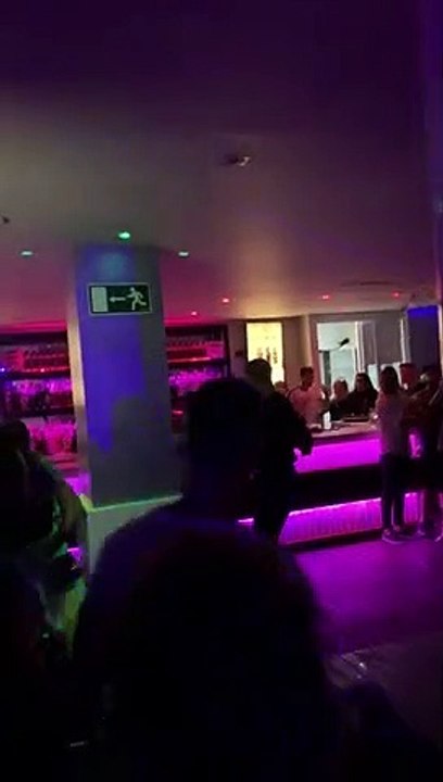 Brutal pelea "entre hooligans" en una discoteca del sur de Tenerife