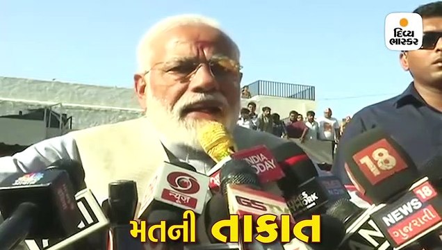 શાહની પૌત્રીને તેડી લાડ લડાવી વડા પ્રધાન નરેન્દ્ર મોદીએ મતદાન કર્યું