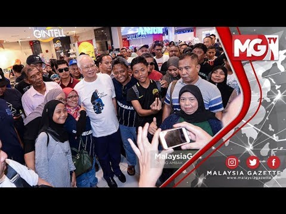 TERKINI : "Orang Ramai Yang Mintak Selfie Bukan Saya" - Najib Razak