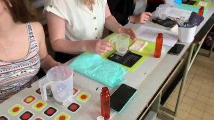 Hannut : les élèves préparent leurs cosmétiques