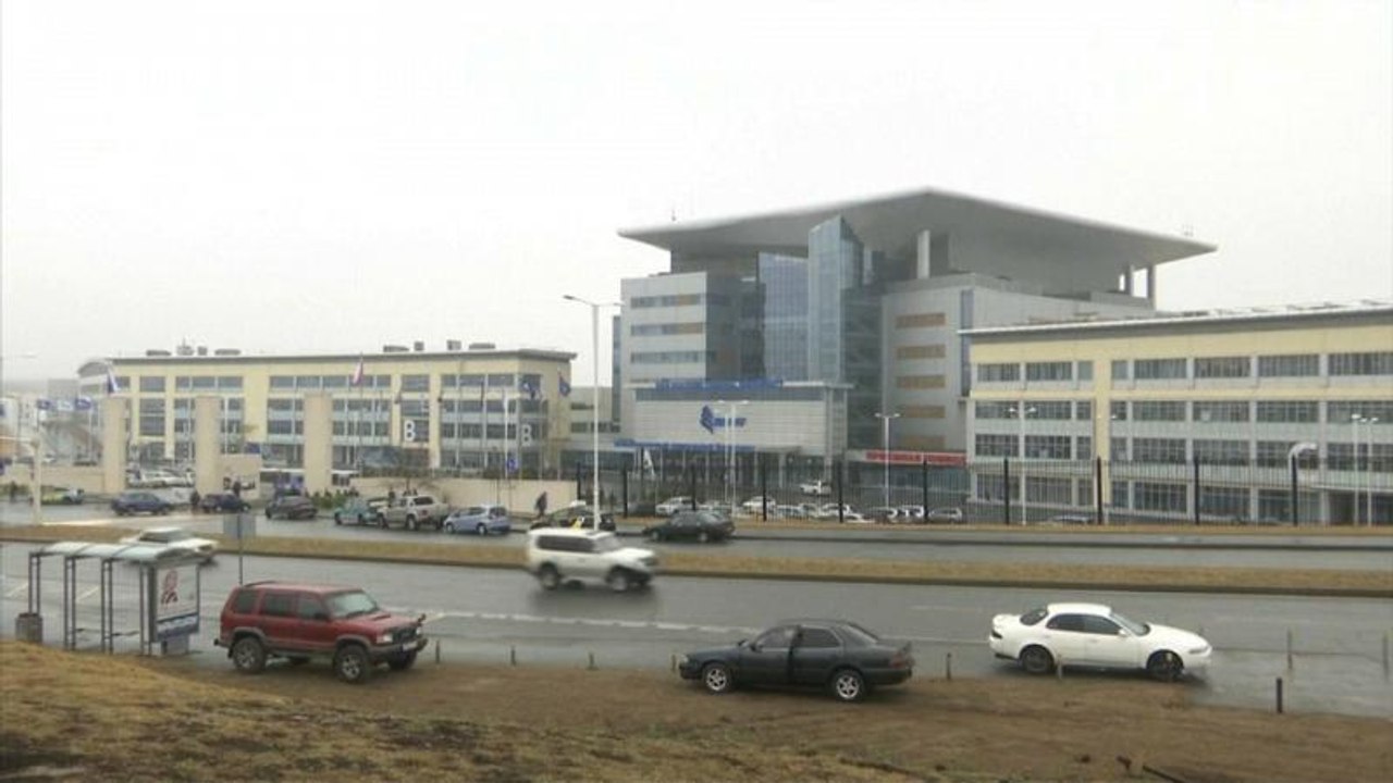 Erstes Treffen von Kim und Putin in Wladiwostok