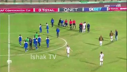 L'expulsion de Karim Aribi après avoir frappé un adversaire