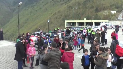 Artvin'de Çocuklar İçin Uçurtma Şenliği