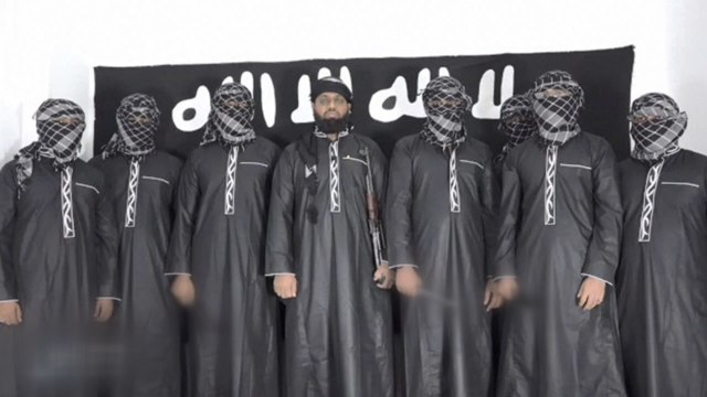 스리랑카 부활절 테러 사망 321명으로 늘어...IS, 배후 자처 / YTN