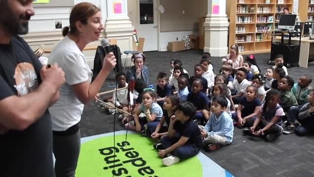 Washington'da Hacivat ve Karagöz Gösterisi