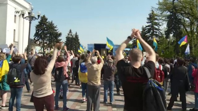 Дерусификация Украины?: Киев принял закон о защите украинского языка (25.04.19)