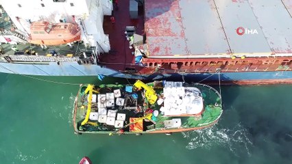 Şile'de karaya oturan gemiyi kurtarma çalışmalarında son durum havadan görüntülendi