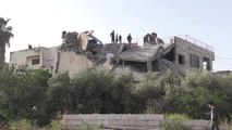 İsrail Ordusu Öldürdüğü Filistinlinin Evini Yıktı (1) - Selfit