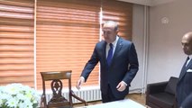 Çavuşoğlu, Sri Lanka Büyükelçiliğine Taziye Ziyaretinde Bulundu