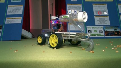 Çiftçi babaları zorluk çekmesin diye insansız tarım aracı yaptılar