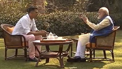 PM Modi ने Akshay Kumar के सामने खोला राज, इसलिए मां को नहीं भेजते पैसे ? | वनइंडिया हिंदी