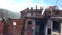 Sinop'taki Yangın Faciasında Yeni Gelişme Anne ve Oğlu Enkazda Tespit Edilemedi