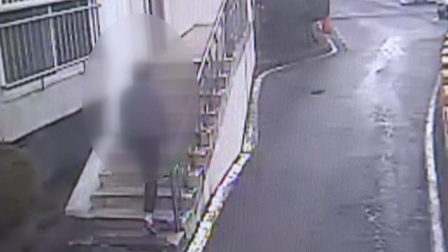 10대 조현병 환자 윗집 할머니에게 흉기 휘둘러 / YTN