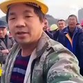 Cette vidéo montrant la différence entre le casque des ouvriers et celui des patrons en Chine devient virale