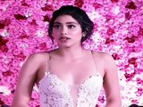 Janhvi Kapoor Milky Cleavage Flaunted at Lux Golden Rose Awards