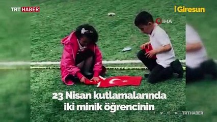 Çocukların duygulandıran bayrak sevgisi