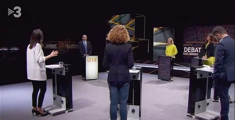 Inés Arrimadas carga contra Vicent Sanchis y le entrega una carta de dimisión para que deje el cargo