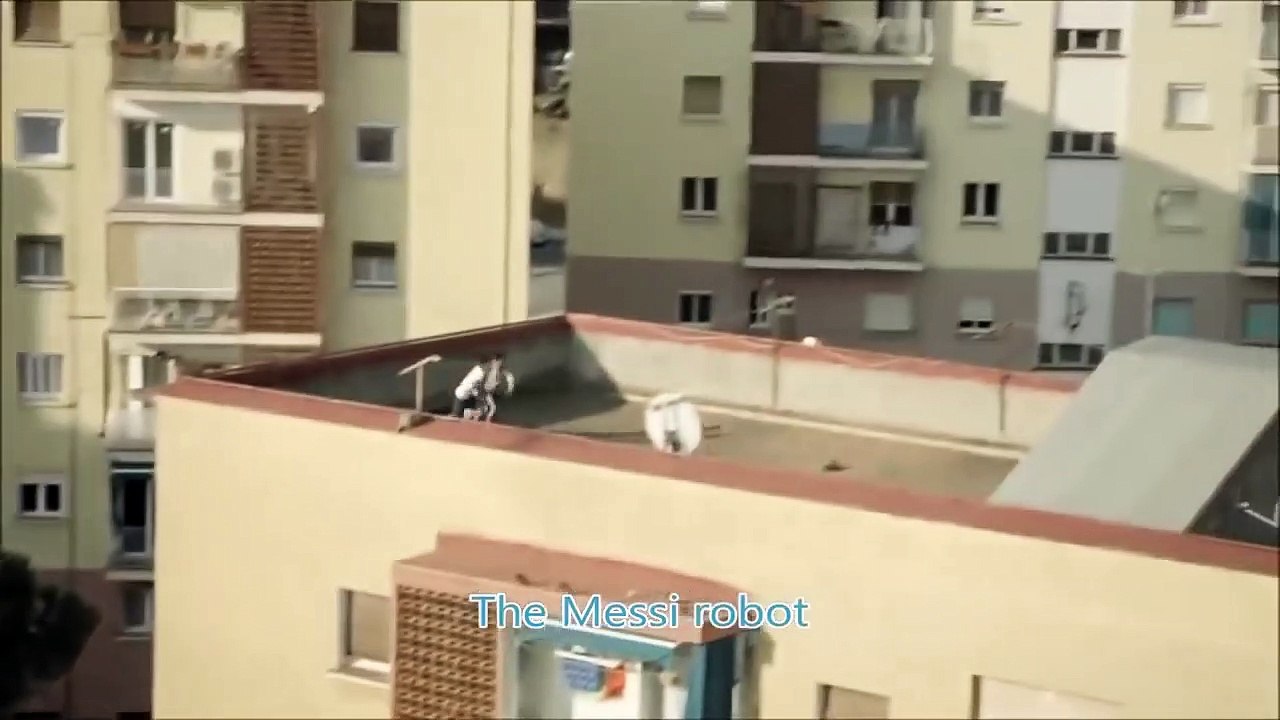 Lionel Messi vs Robot Lio