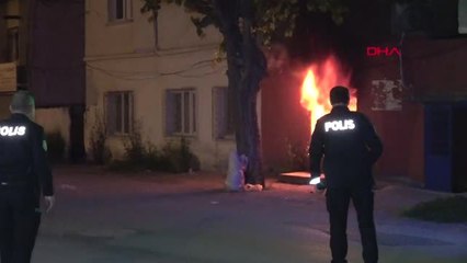 Adana - Annesine Sinirlenen Kişi Evi Yakıp Kendisini Eve Kapattı