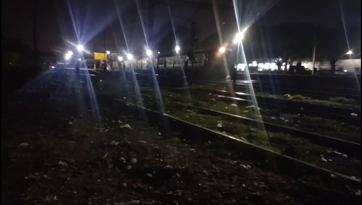 EMU Going to Nizamudin at NIGHT