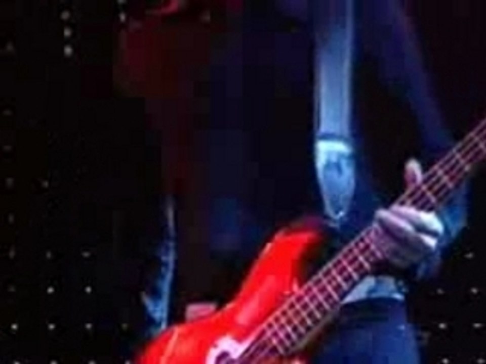 MUSE Supermassive BlackHole au KROQ a los angeles 09-12-2007