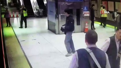 Eli trenin kapısına sıkıştı sonrası korkunç