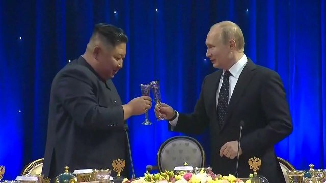 [현장영상] 북러 정상, 만찬 시작... 한반도 긴장 완화 위해 지속적 노력 / YTN