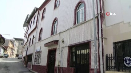 Bursa’da şafak vakti cami hırsızları kameralarda