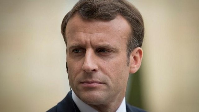 Θύμα δύο Ρώσων φαρσέρ έπεσε ο πρόεδρος της Γαλλίας Εμανουέλ Μακρόν