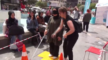 Görme engellileri anlamaya bir parkur yetti