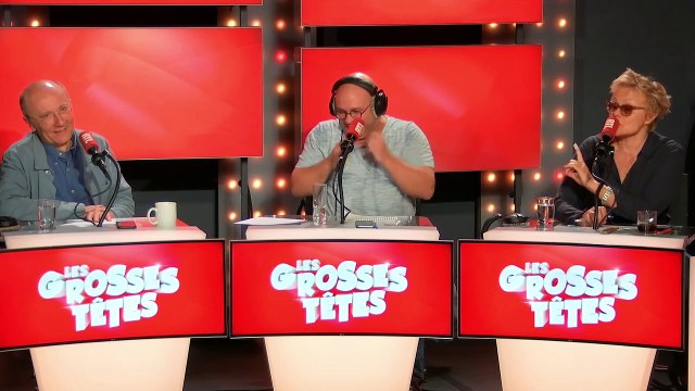 Yoann Riou fait craquer Muriel Robin dans Les Grosses Têtes