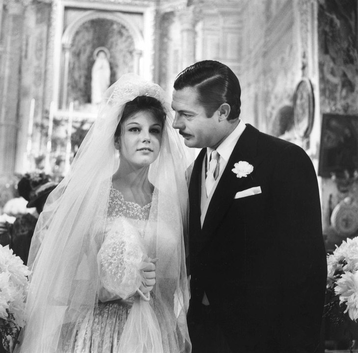 Divorce à l'Italienne Bande-annonce VO (Romance 2019) Marcello Mastroianni, Daniela Rocca