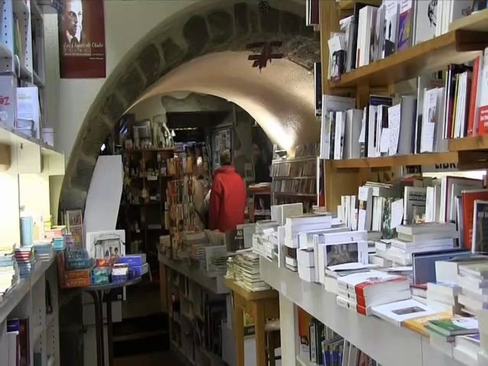 Notre-Dame de Paris:  super star à La Procure d'Annecy