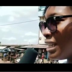 Cet homme a un grand message pour les femmes qui s’éclaircissent la peau. Hilarant !