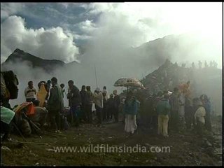 Tough devotees, rough weather - Nanda Devi