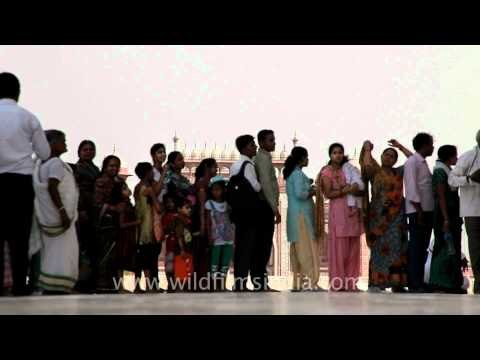 Worth the wait - visitors line up to view Taj Mahal up close and personal!