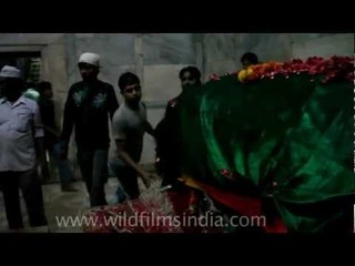 The lovers' memorial - Shah Jahan & Mumtaz!!