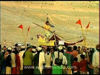 Small girl does a tight rope walk at kalchakra!
