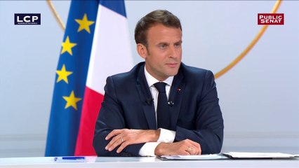Macron veut « replacer l’humain au centre » de son projet