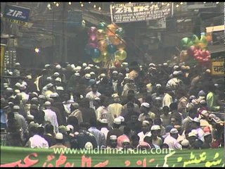 Delhi awash with Eid crowd and delicacies!