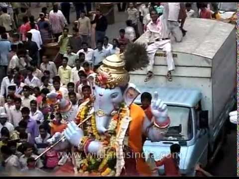 Ganapati Bappa Morya - Ganesha festival in India
