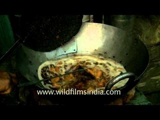 Foods sell like hot cakes on Ramzan Roza, Delhi