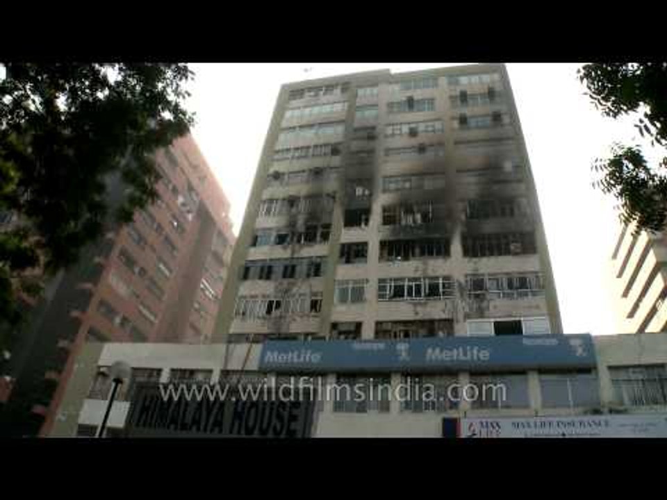 New Delhi office building catches fire