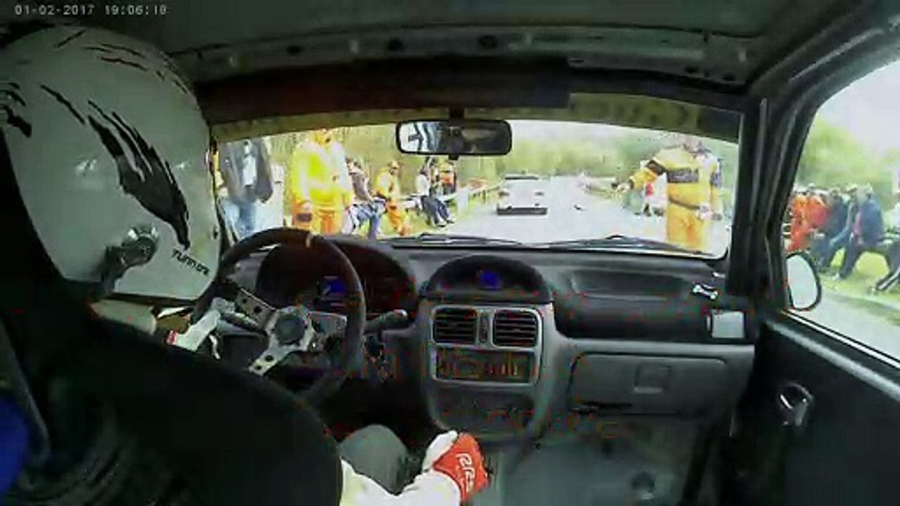 Course de cote de Bournezeau Clio gr.A 2ème montée