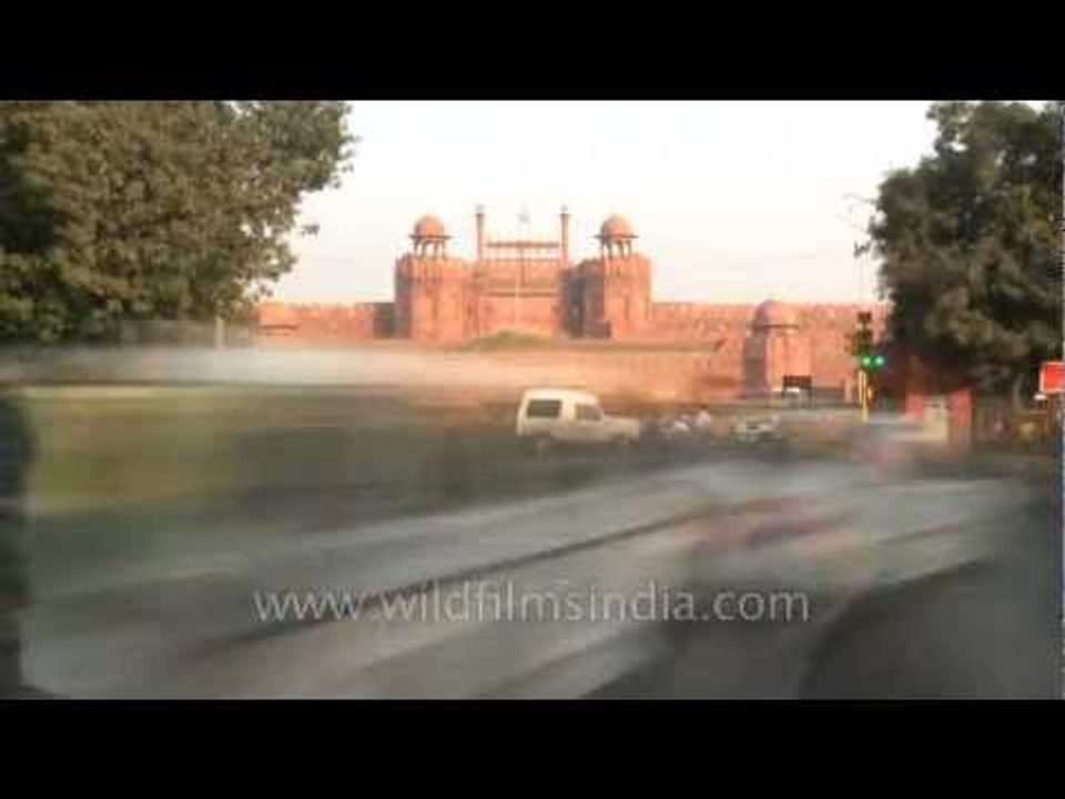 Day to night time lapse at Red Fort, Delhi