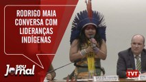 Rodrigo Maia conversa com lideranças indígenas do Acampamento Terra Livre