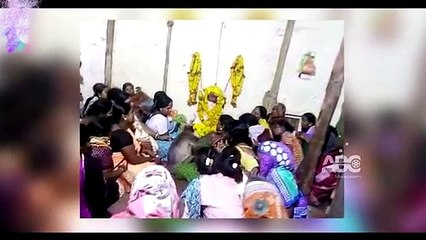 മരണവീട്ടിൽ എത്തിയ കുരങ്ങൻ ചെയ്തത് എന്താന്ന് കണ്ടോ