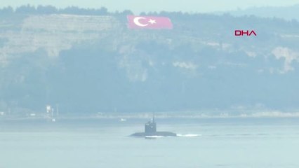 Çanakkale Rus Denizaltısı 'Stary Oskol', Çanakkale Boğazı'ndan Geçti