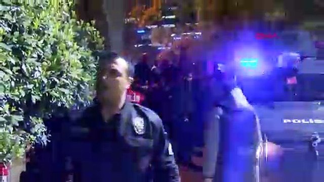 Beyoğlu’nda mahalleli sokağa döküldü